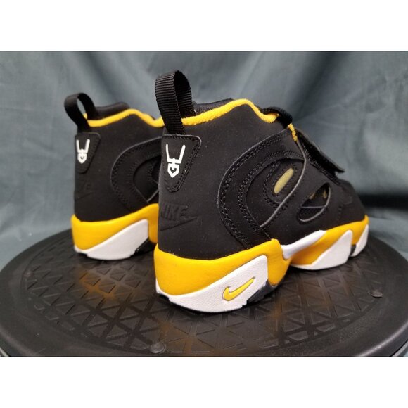 Nike Diamond Turf 2 (PS) Sneakers Black Yellow Size 12c NEW in BOX! - Picture 8 of 11